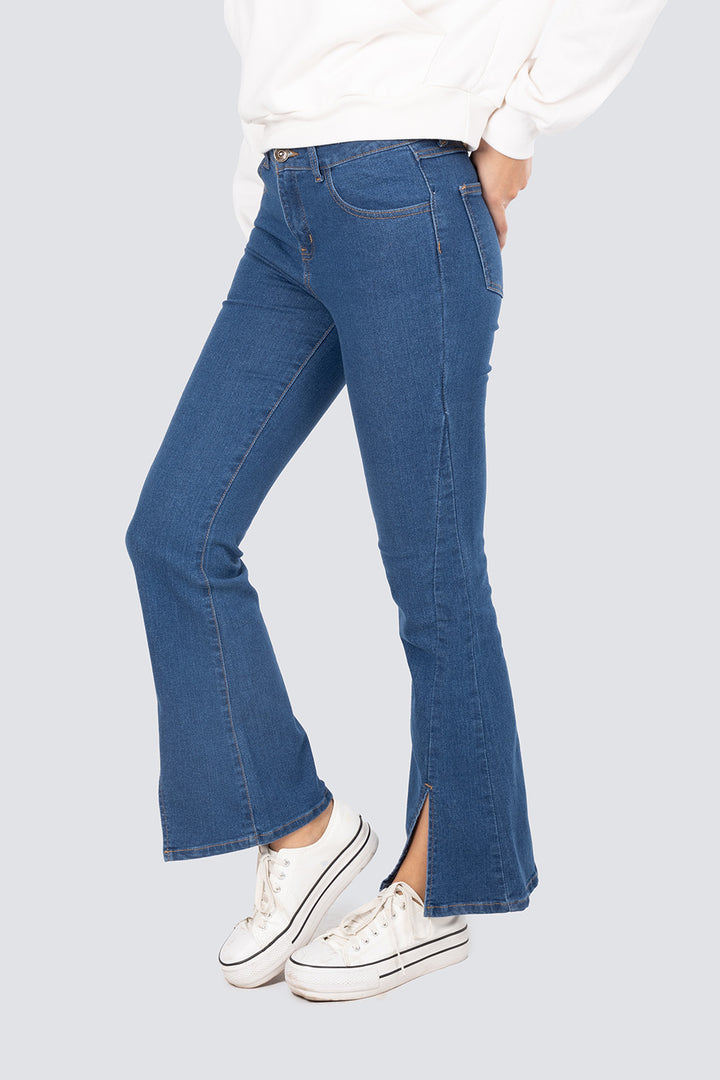 Jeans pierna ancha con abertura - Hang Te