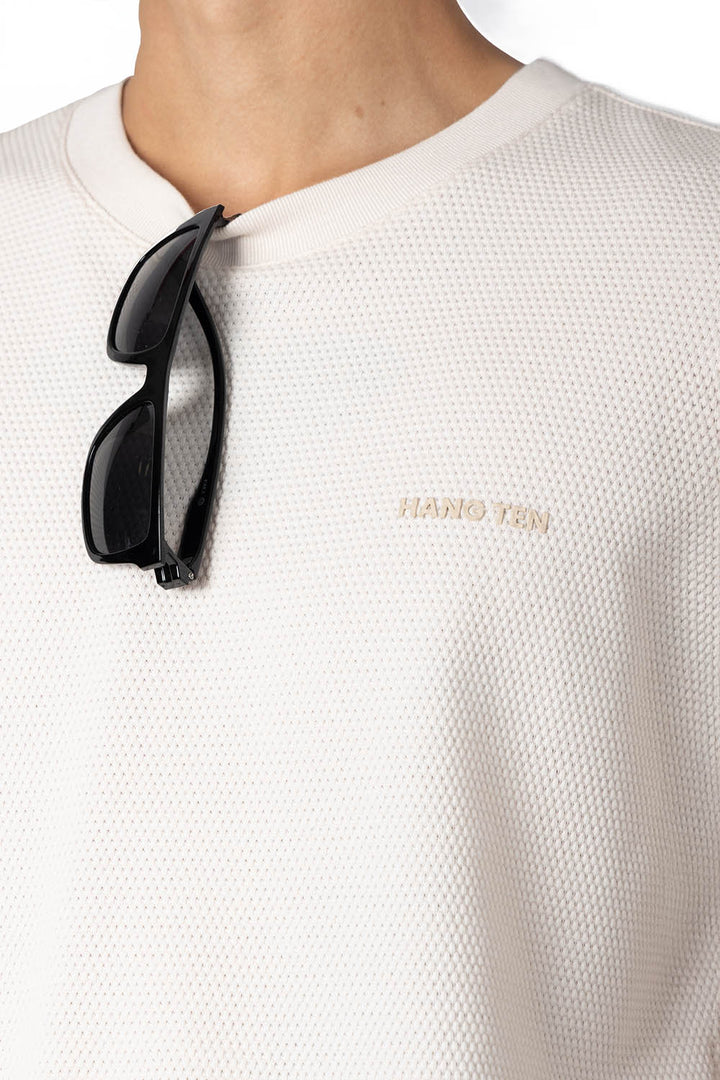 Playera cuello redondo beige con textura - Hang Ten