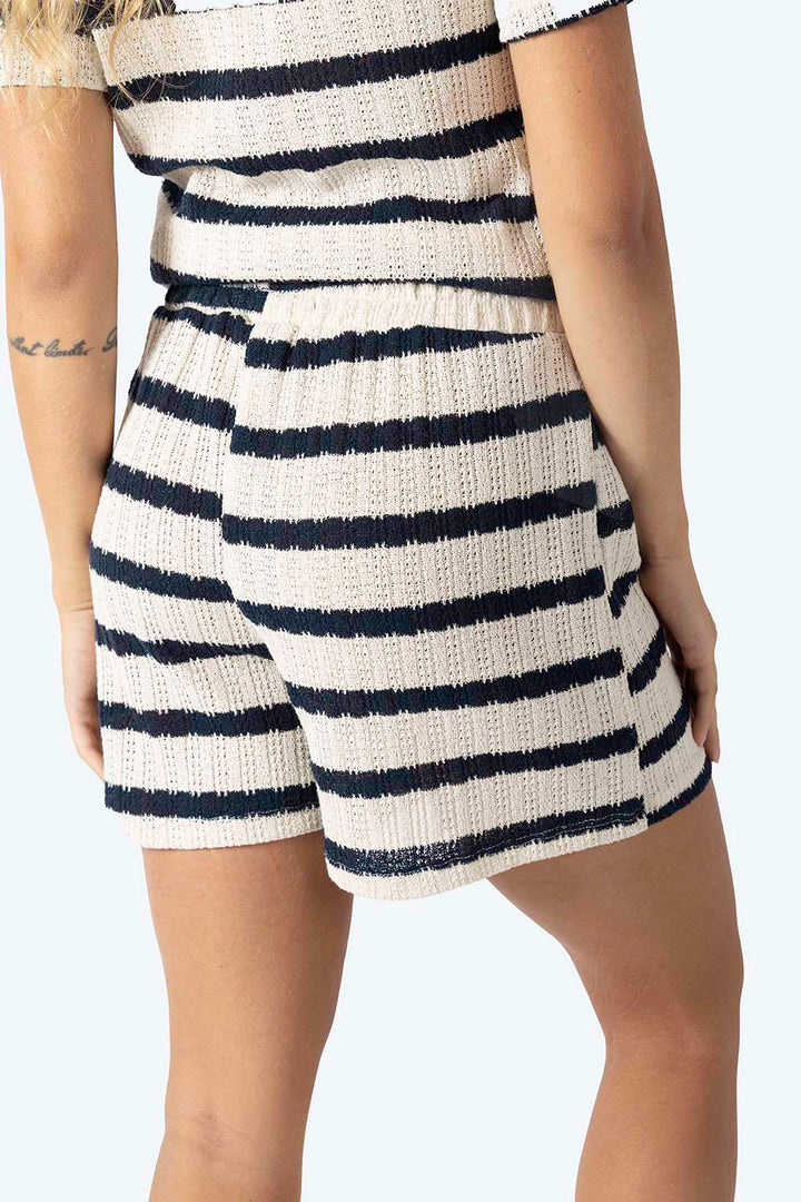 Short café claro con textura - Hang Ten
