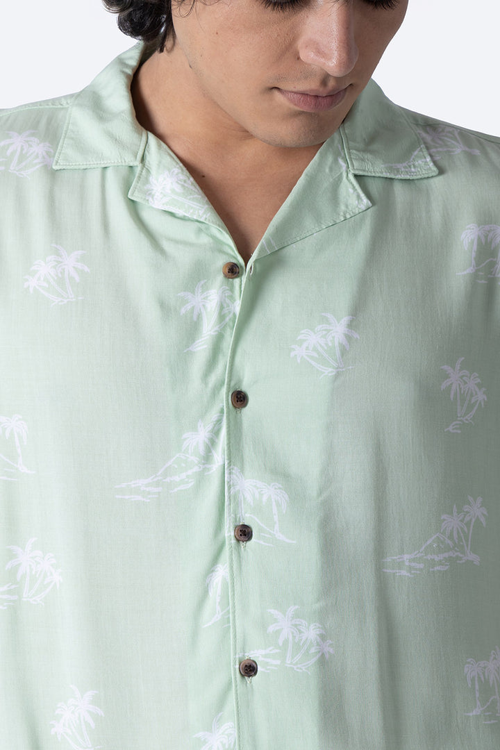Camisa manga corta verde con diseño de palmeras - Hang Ten