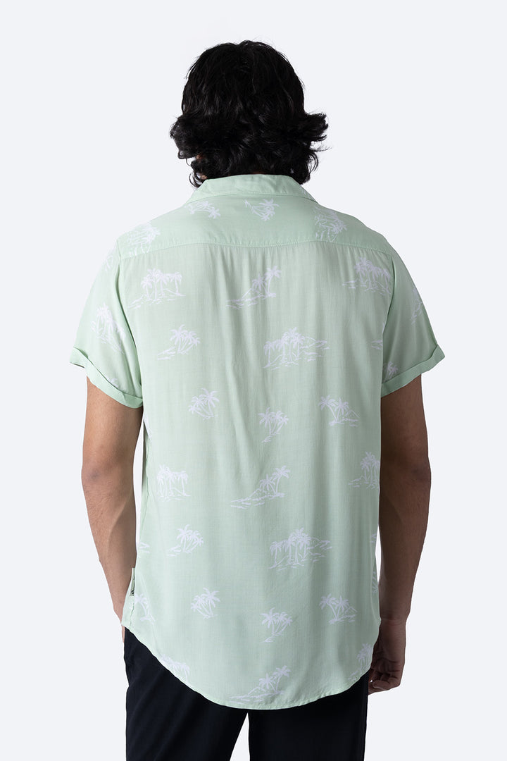 Camisa manga corta verde con diseño de palmeras - Hang Ten