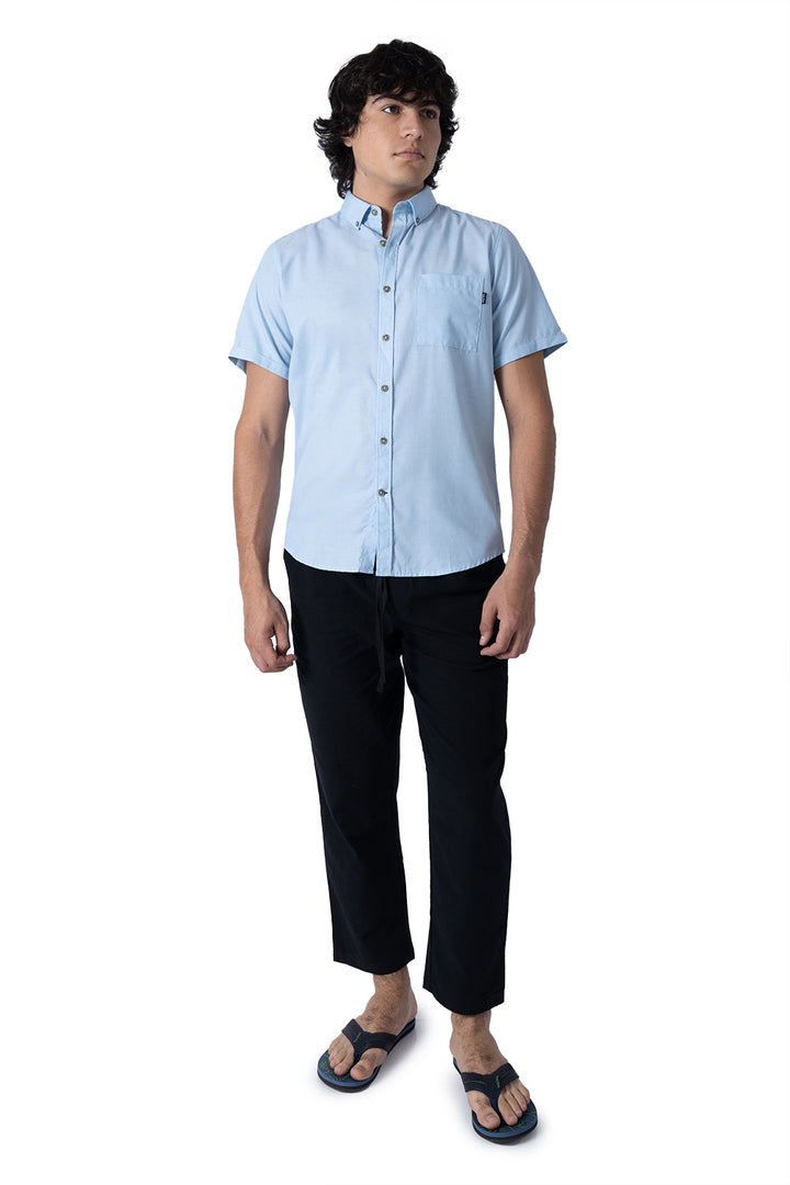 Camisa azul claro manga corta con bolsa - Hang Ten