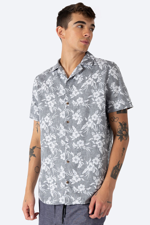 Camisa negra estampado floral - Hang Ten