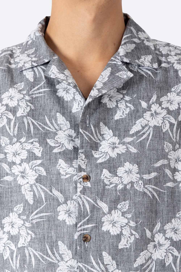 Camisa negra estampado floral - Hang Ten