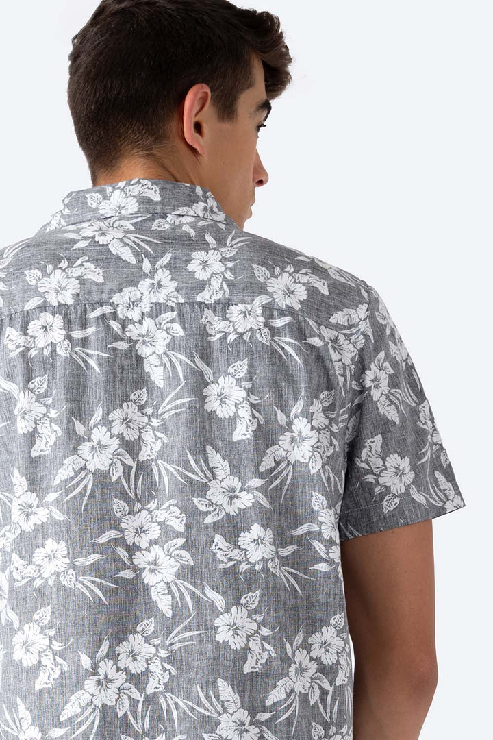 Camisa negra estampado floral - Hang Ten