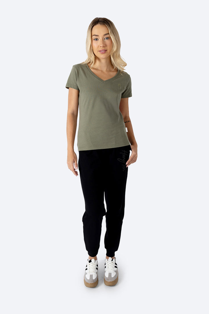 Playera básica verde oliva cuello V- Hang Ten