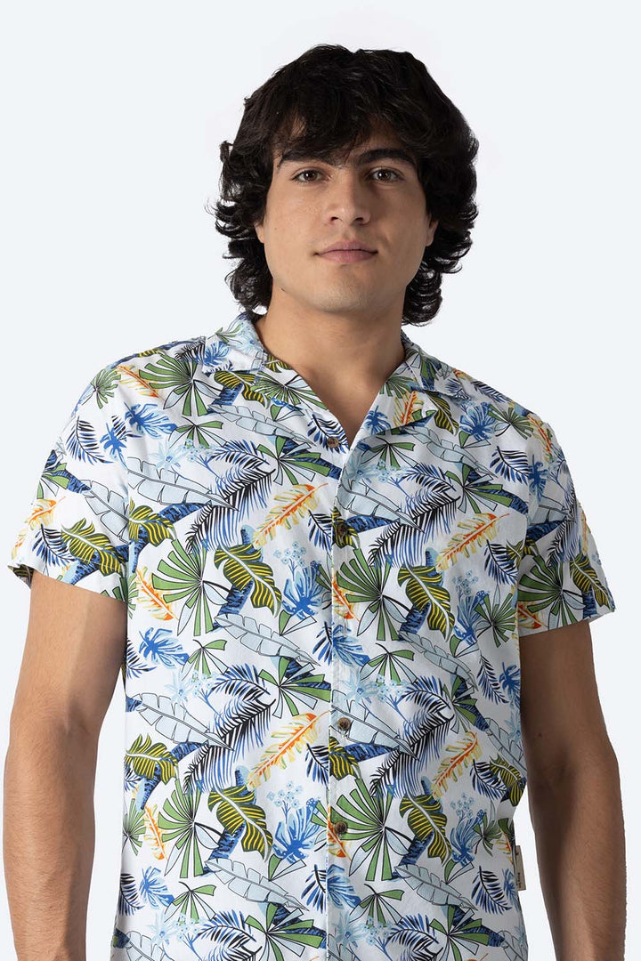 Camisa blanca diseño de hojas - Hang Ten