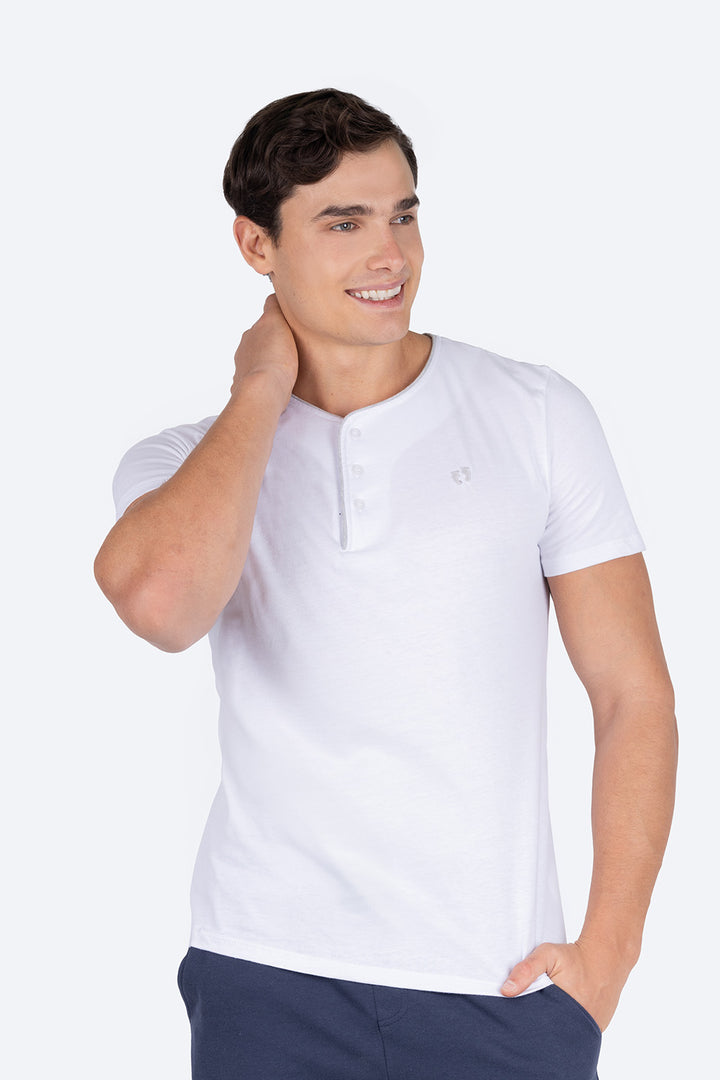 Playera blanca cuello v con botones - Hang Ten 