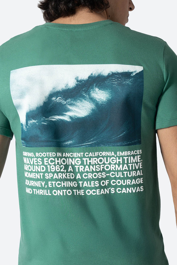 Playera verde manga corta con estampado en la espalda - Hang Ten 