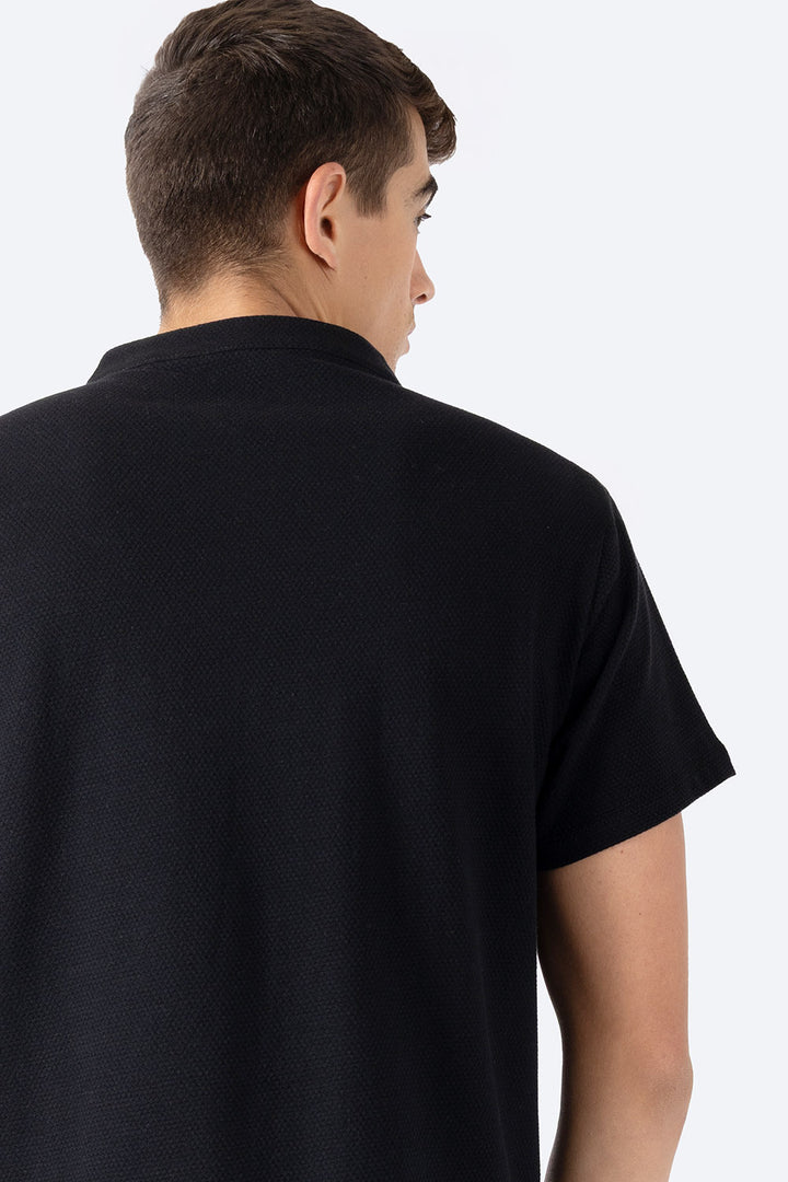 Playera henley negra con textura - Hang Ten