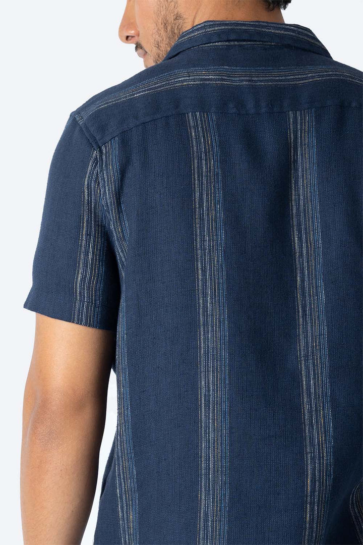 Camisa azul marino con textura - Hang Ten
