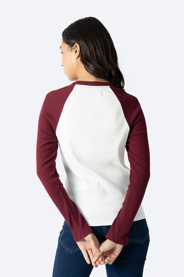 Playera manga larga combinada vino con beige - Hang Ten