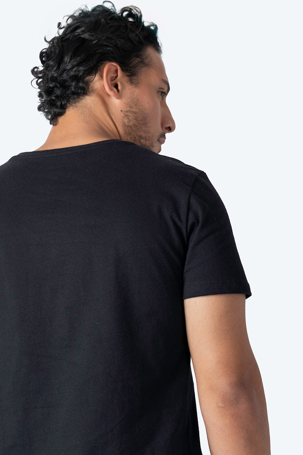 Básica negra cuello V - Hang Ten 