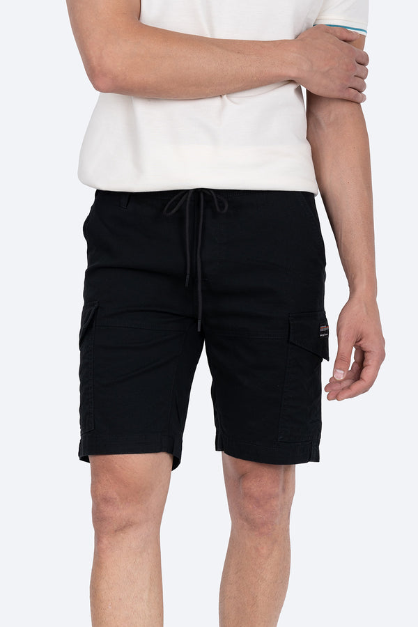 Short tipo cargo negro