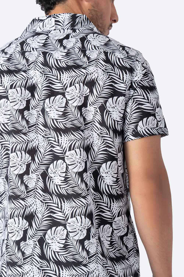 Camisa negra estampado de hojas - Hang Ten