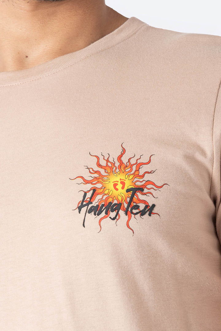 Playera café estampado en espalda - Hang Ten 