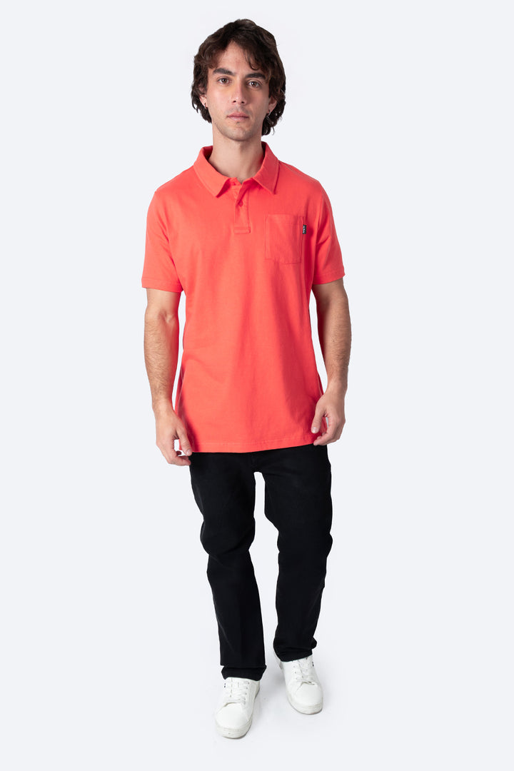 Polo básica coral con bolsa - Hang Ten