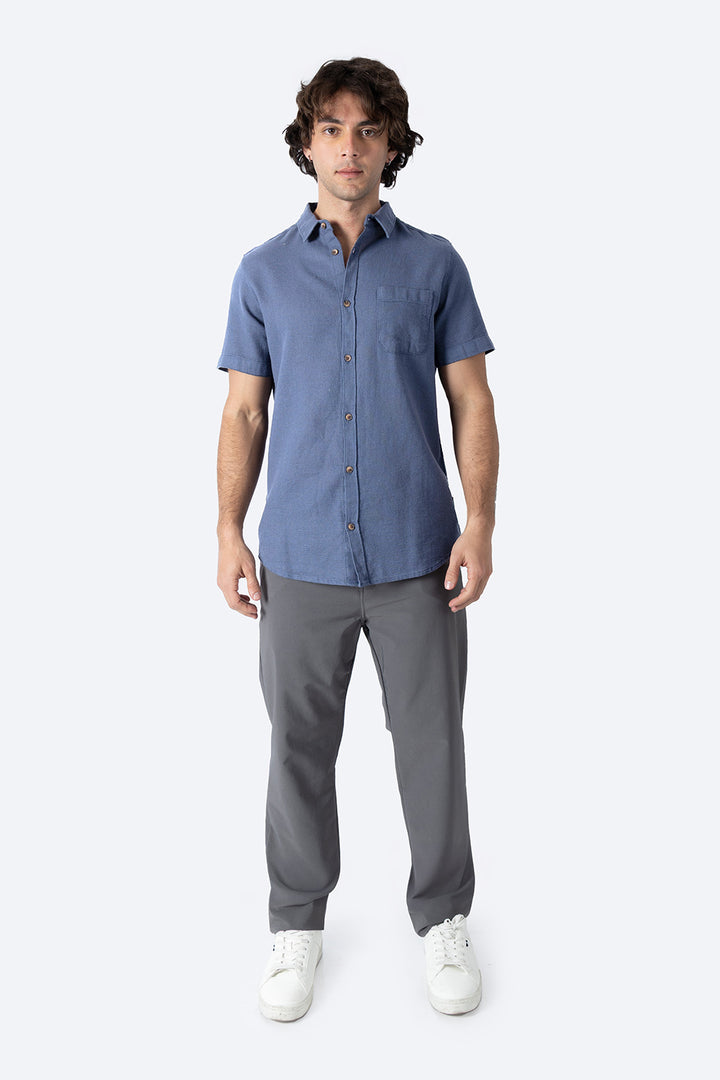 Camisa con textura en tono azul  - Hang Ten