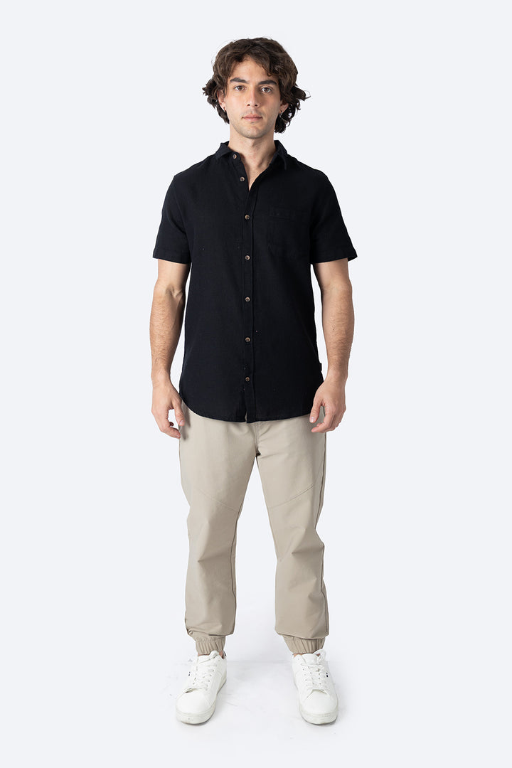 Camisa con textura en tono negro  - Hang Ten