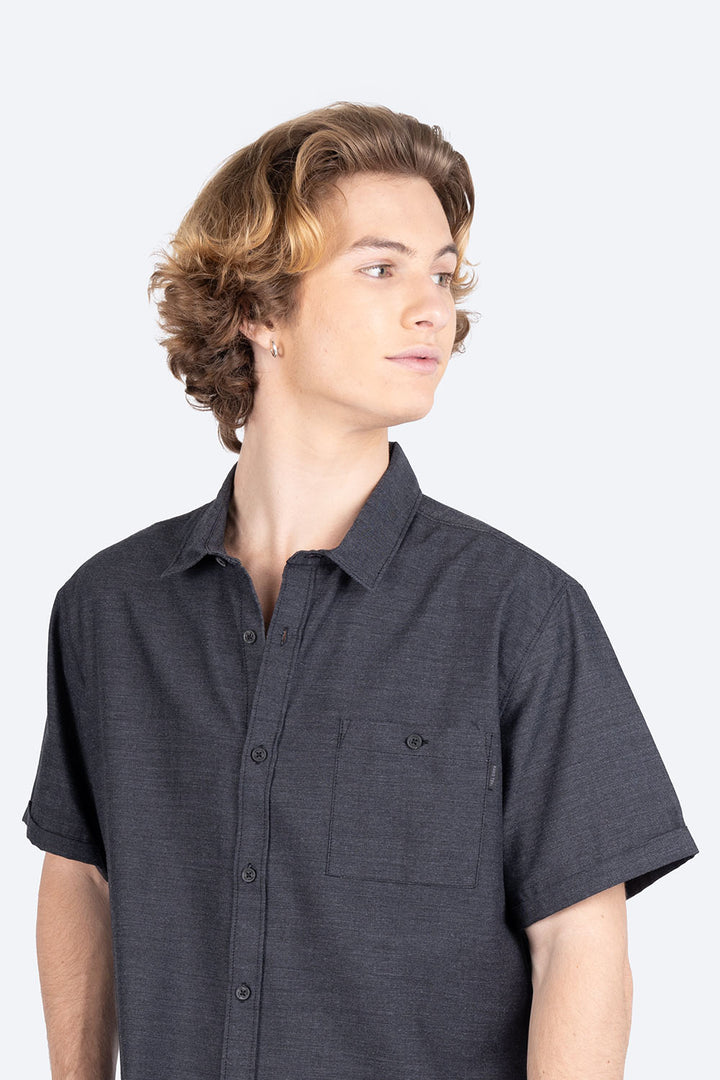 Camisa gris oscuro con bolsillo - Hang Ten