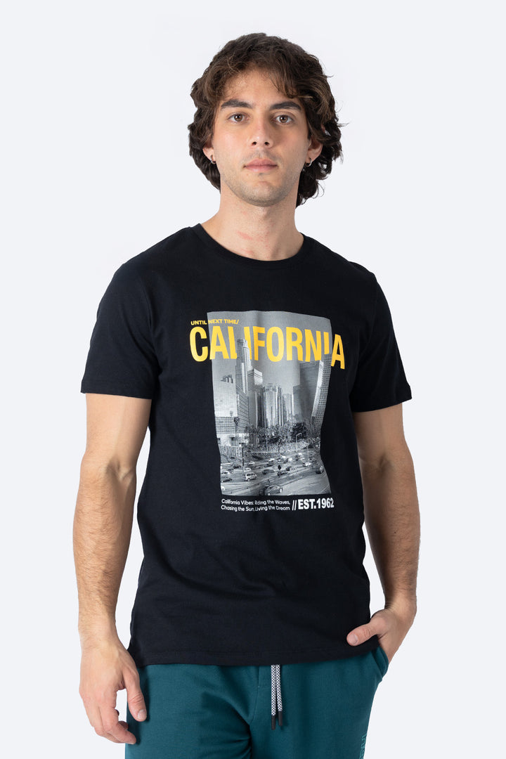 T-shirt negra "California" 