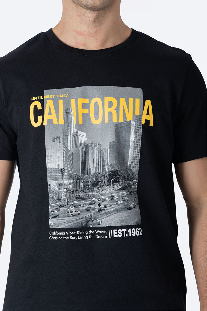 T-shirt negra "California" 