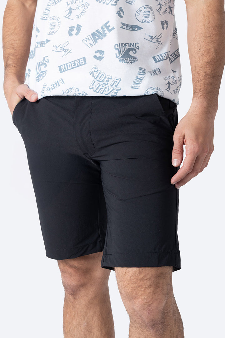 Short casual en tono negro - Hang Ten
