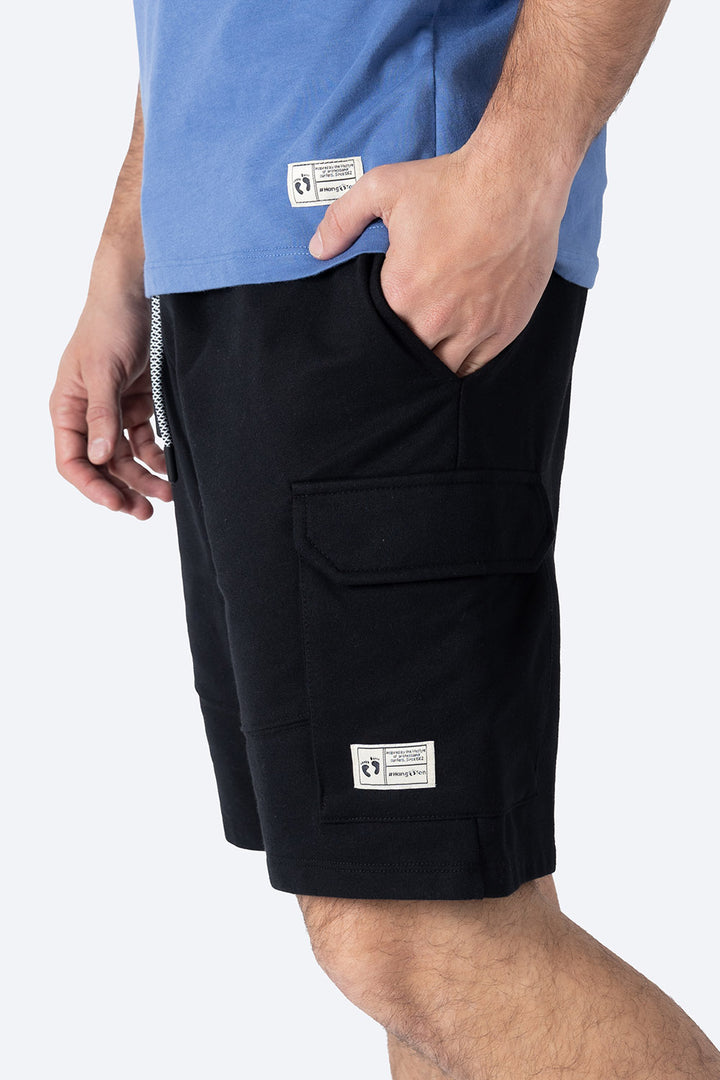 Short deportivo negro bolsas tipo cargo - Hang Ten