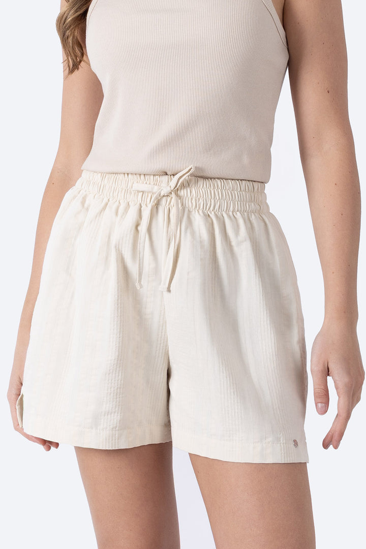 Short casual con textura beige - Hang Ten