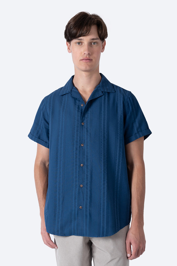 Camisa azul  manga corta con textura - Hang Ten