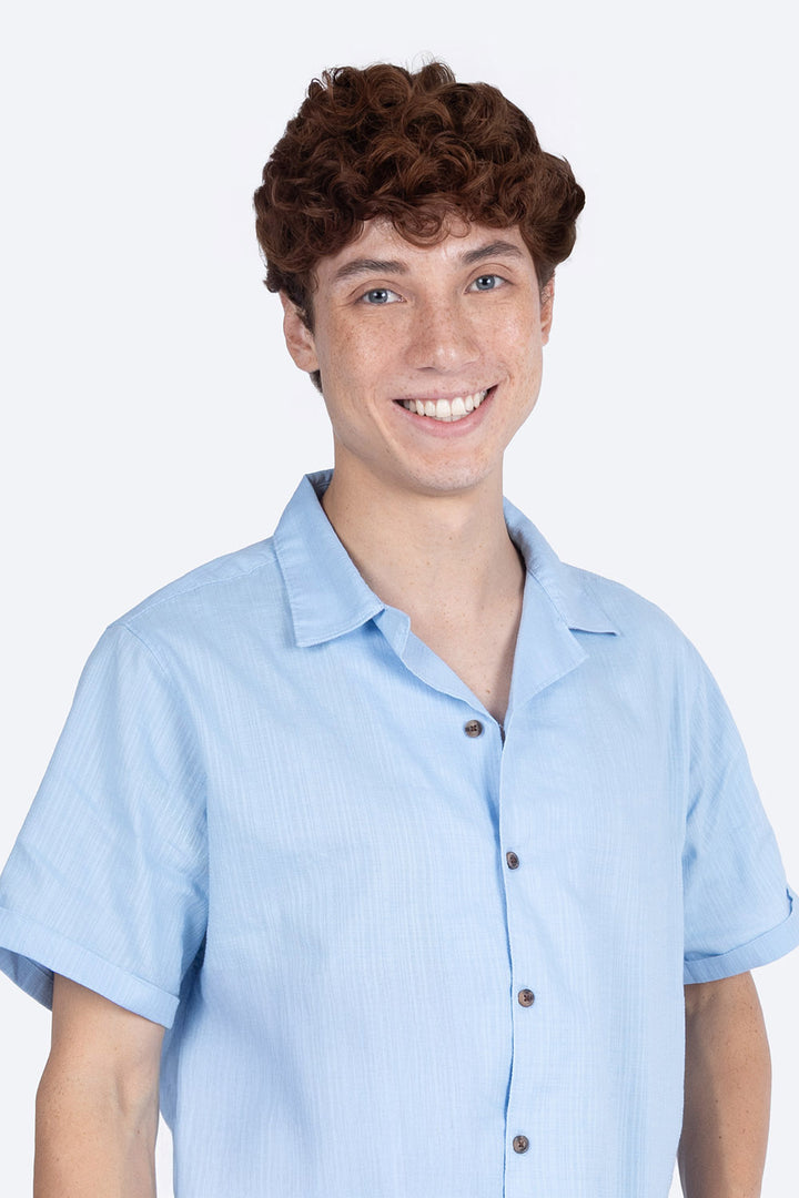 Camisa azul claro  manga corta  - Hang Ten