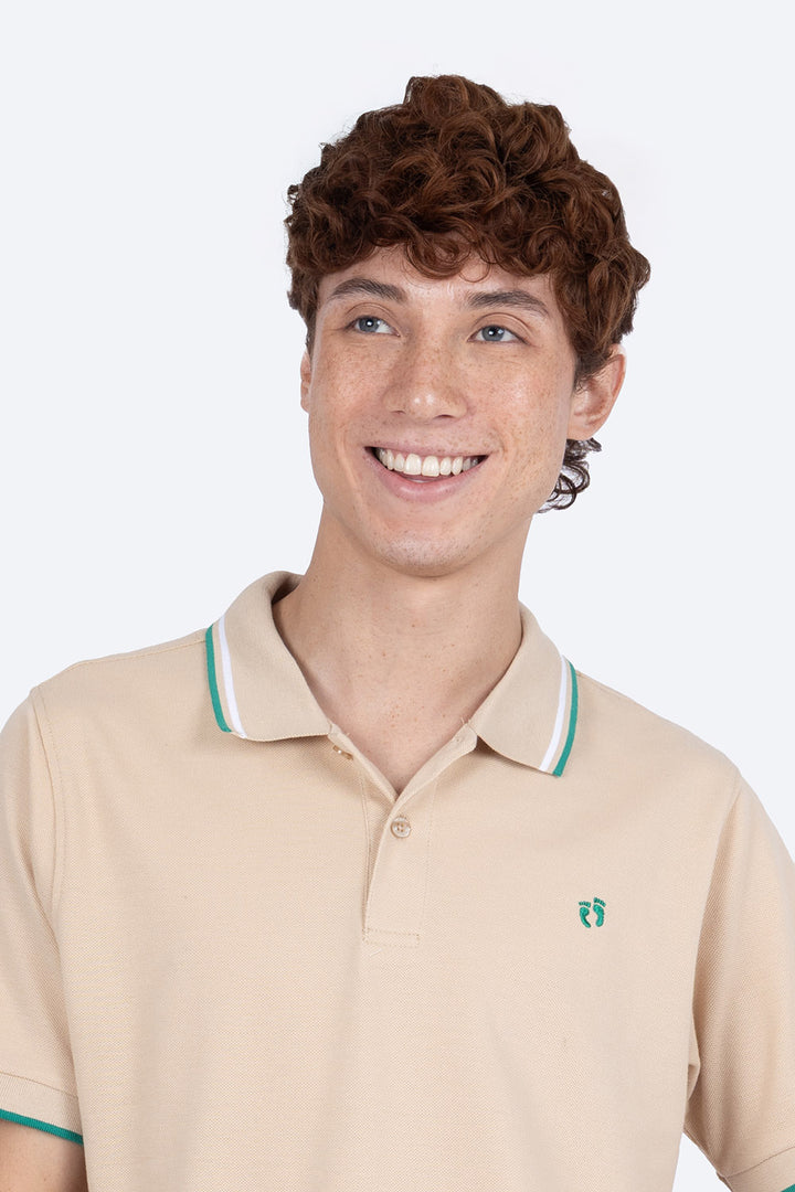 Polo piqué beige filos contraste blanco con verde - Hang Ten 