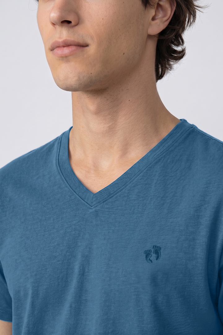 Básica cuello V azul spring 2026 - Hang Ten México