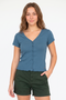 Blusa cuello V azul